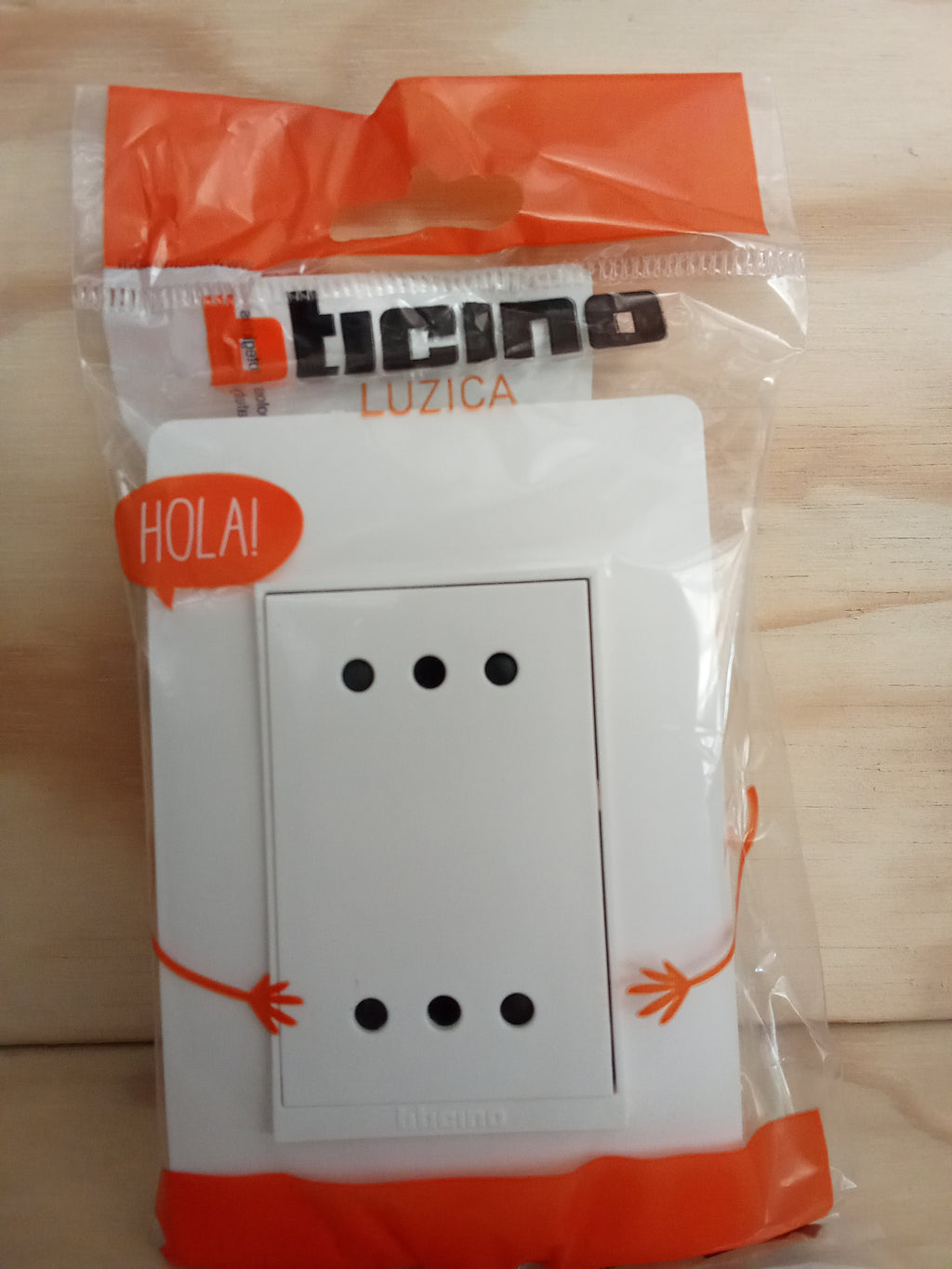 Toma Corriente Doble - 10A-250V