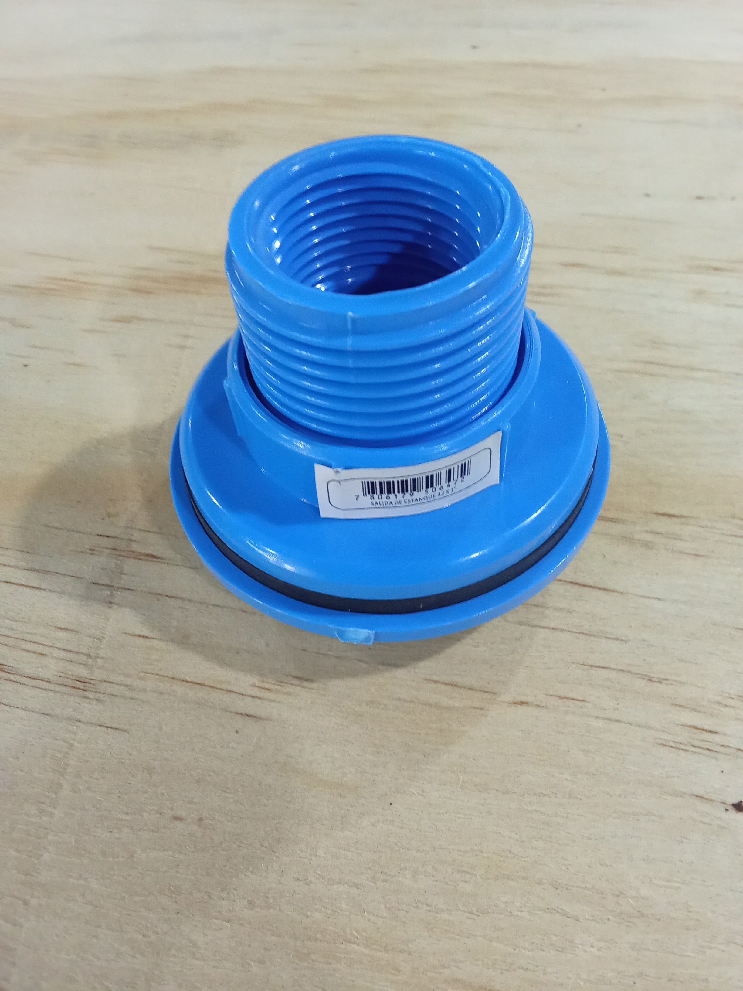 Salida De Estanque PVC 32mm