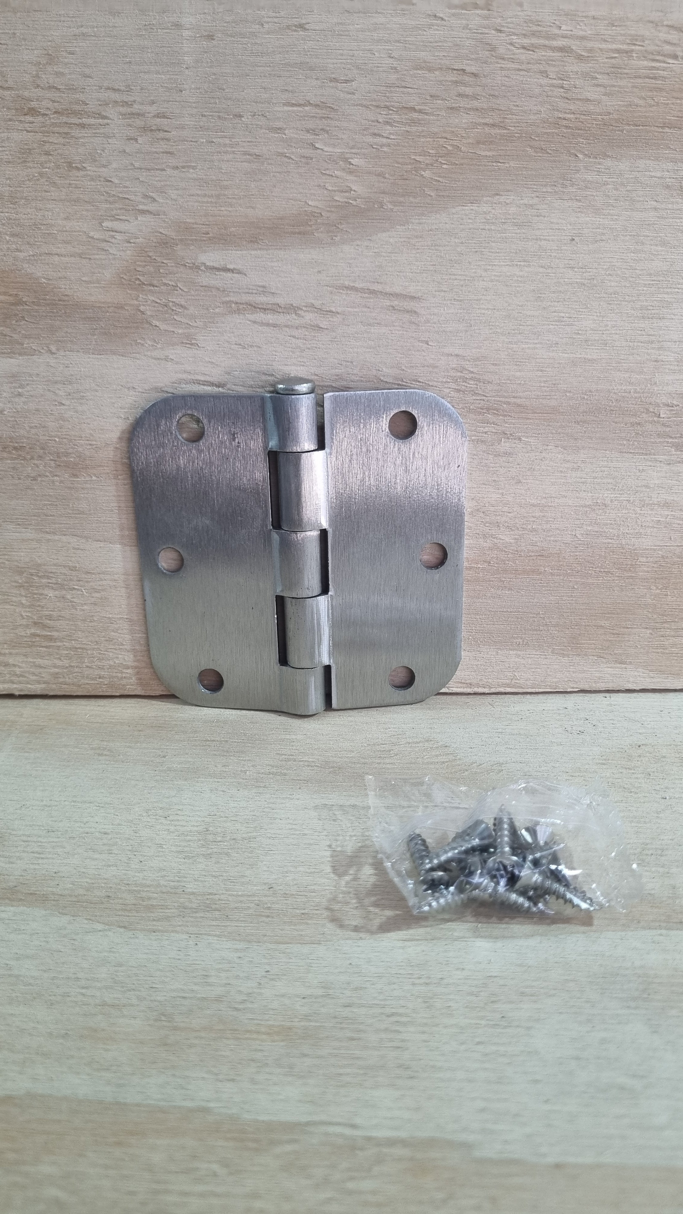 Bisagra de fierro 3.5' x 3'5 x 2mm