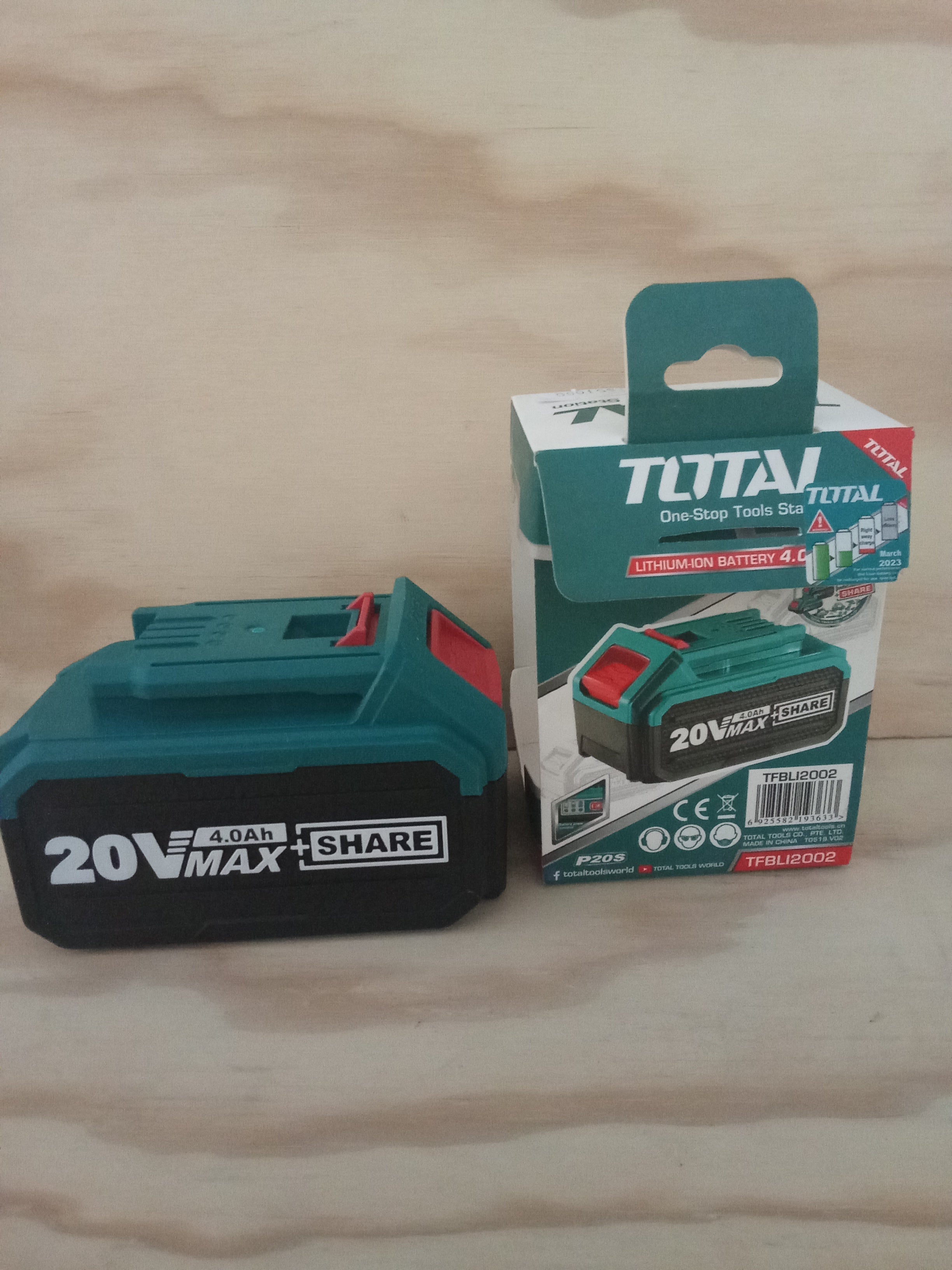 Batería De Ion De Litio 20V / 4.0A