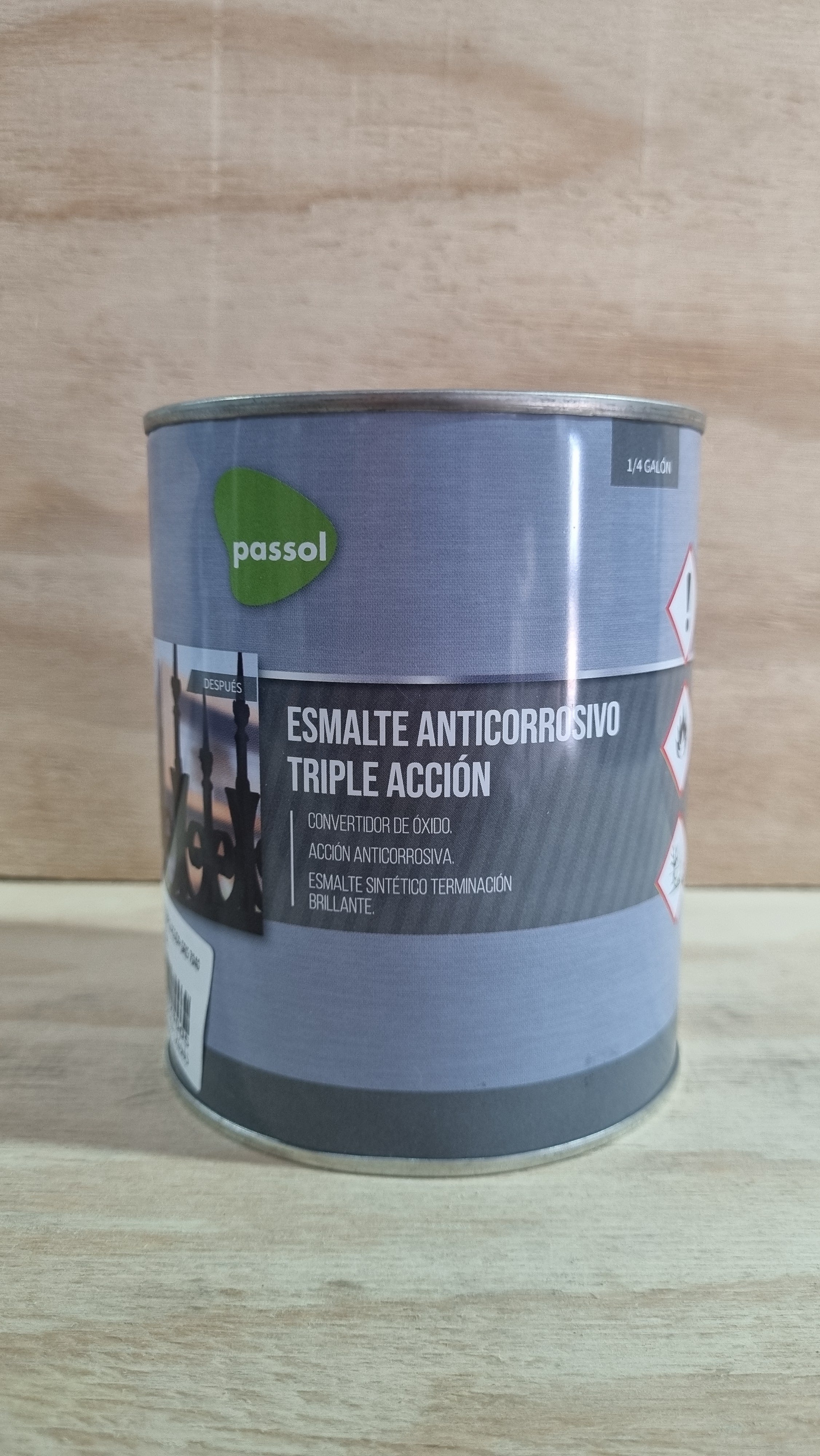 Esmalte Anticorrosivo Triple Acción  Gris - 1/4  Galón