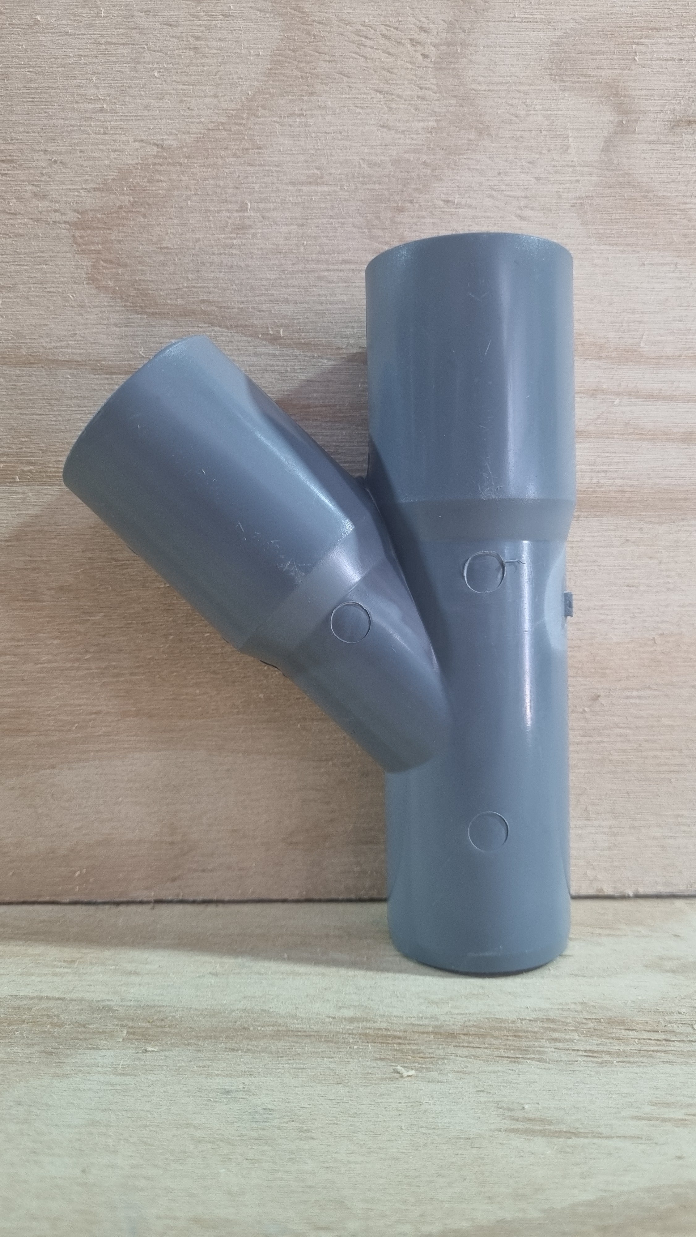 PVC Vee 40 x 40 mm