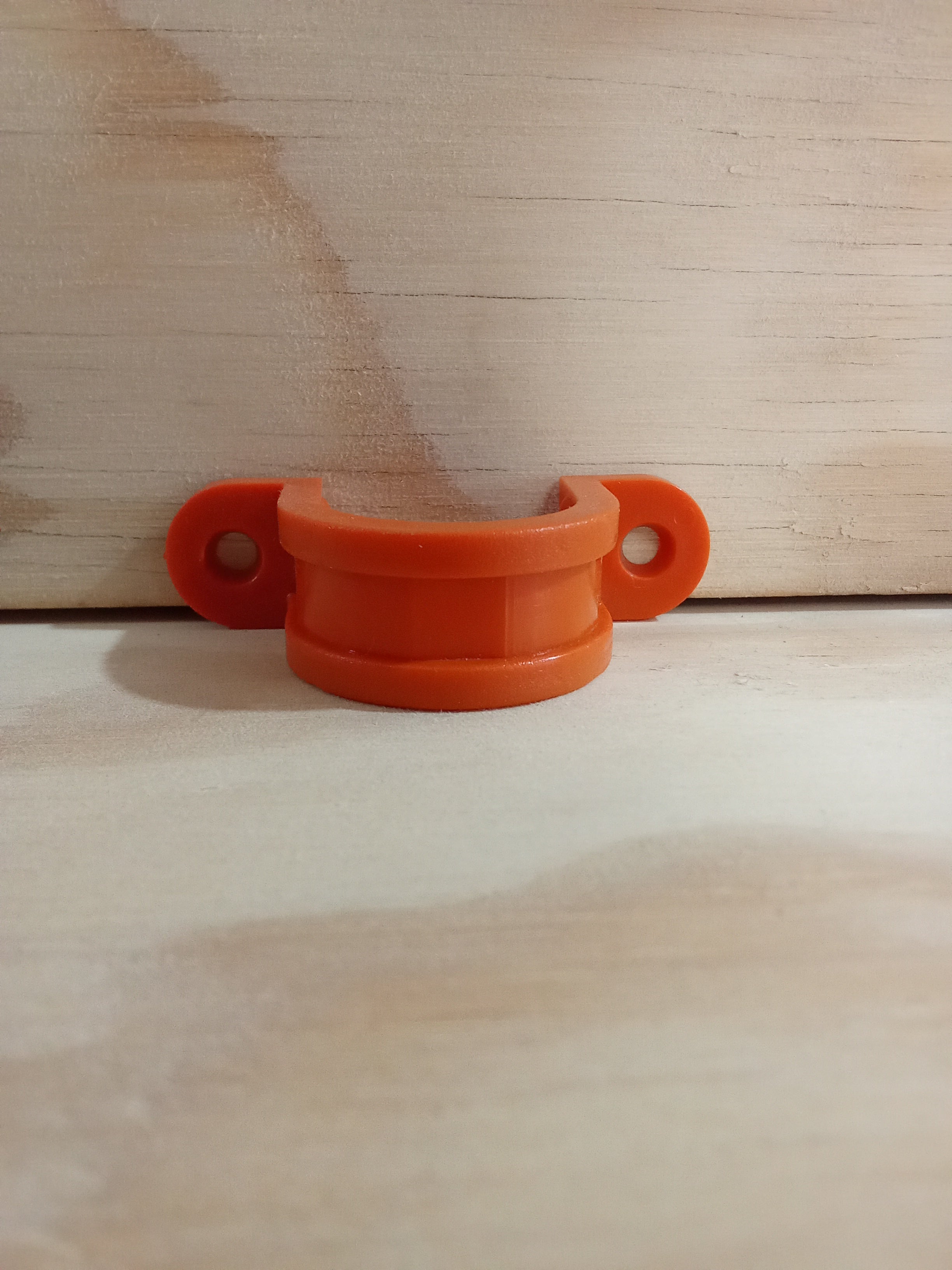 Abrazadera Conduit PVC 25mm