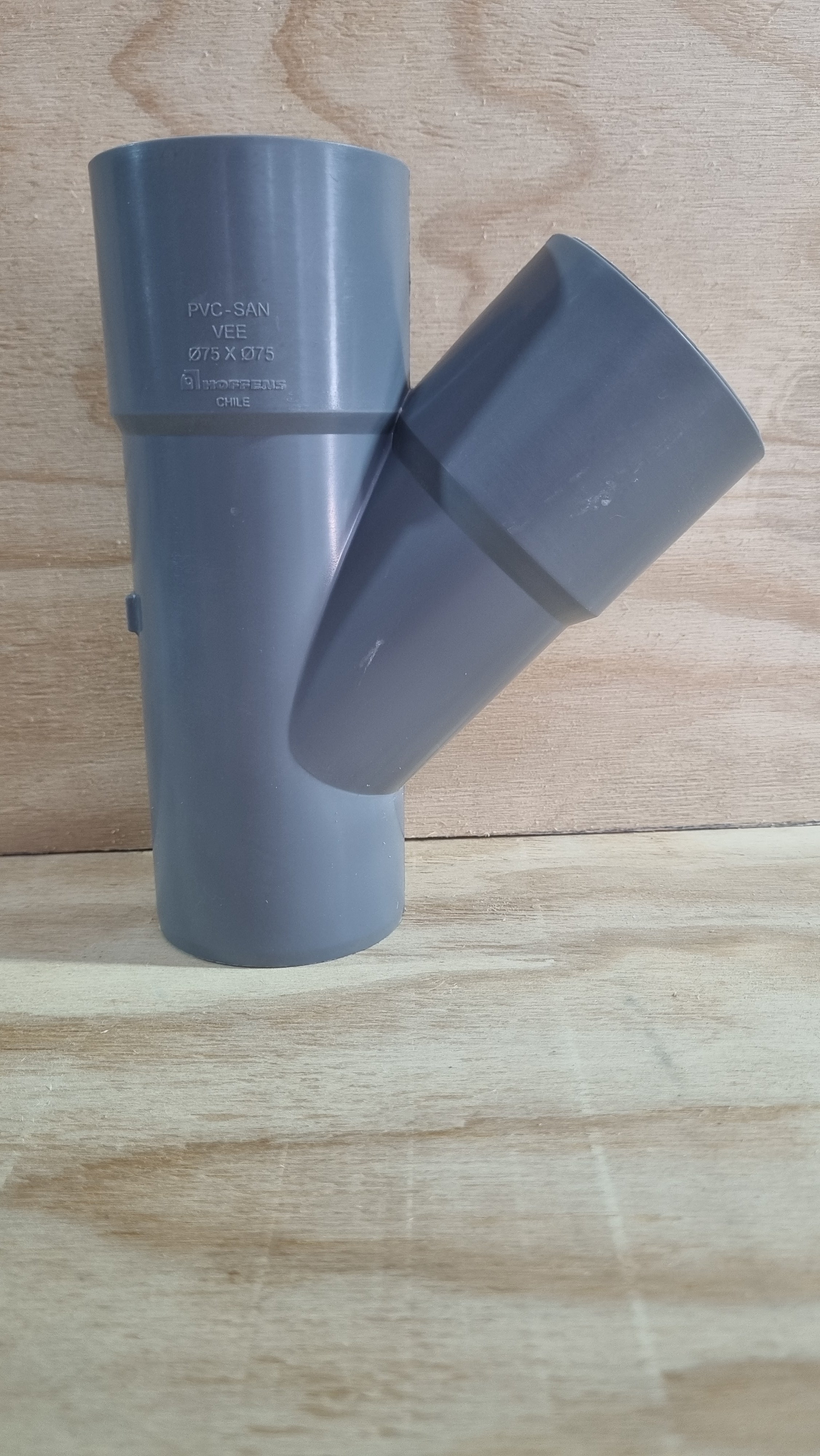PVC Vee 75 x 75 mm