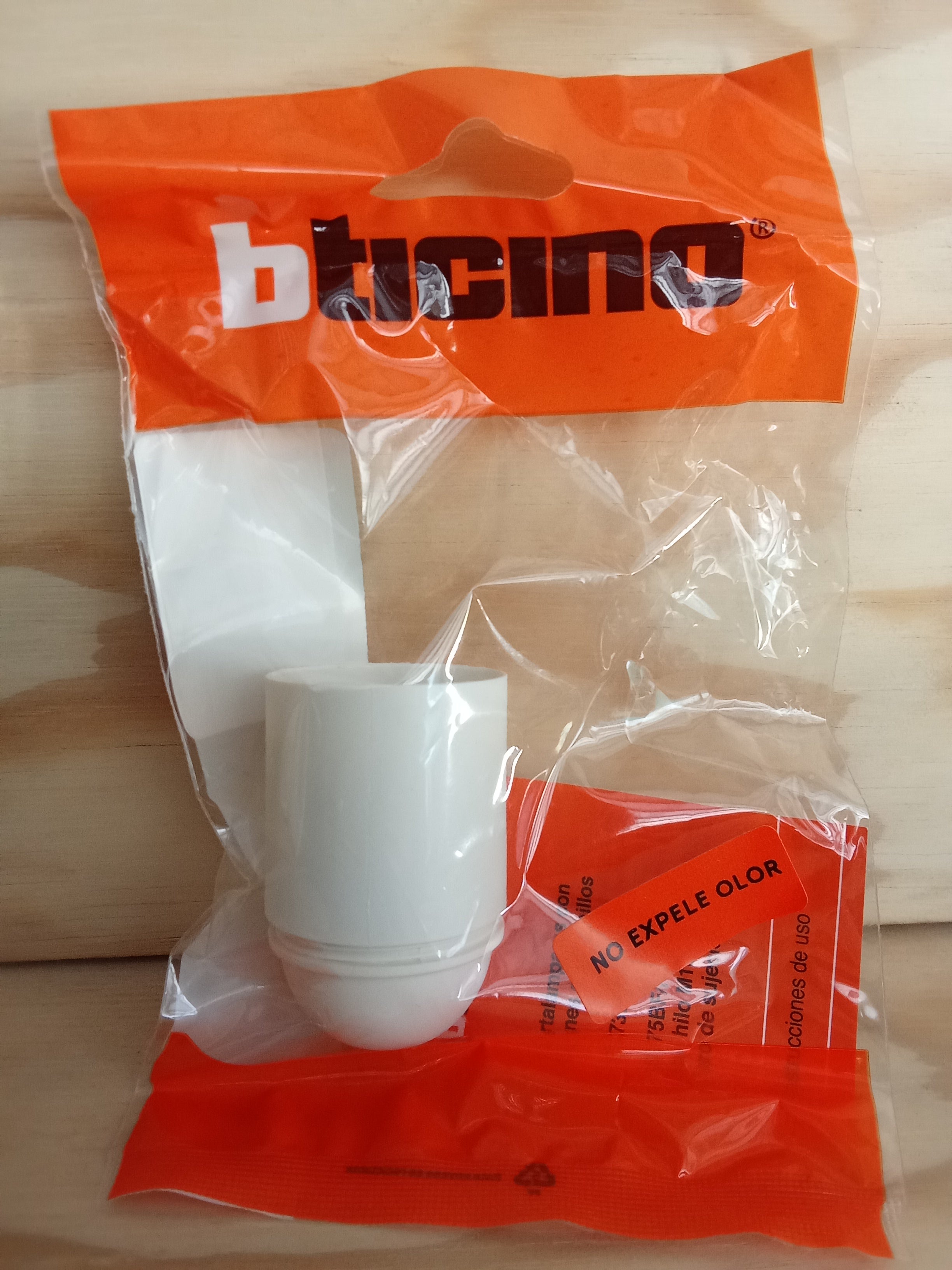 Soquete Portalámparas  Tornillo Blanco - 250V