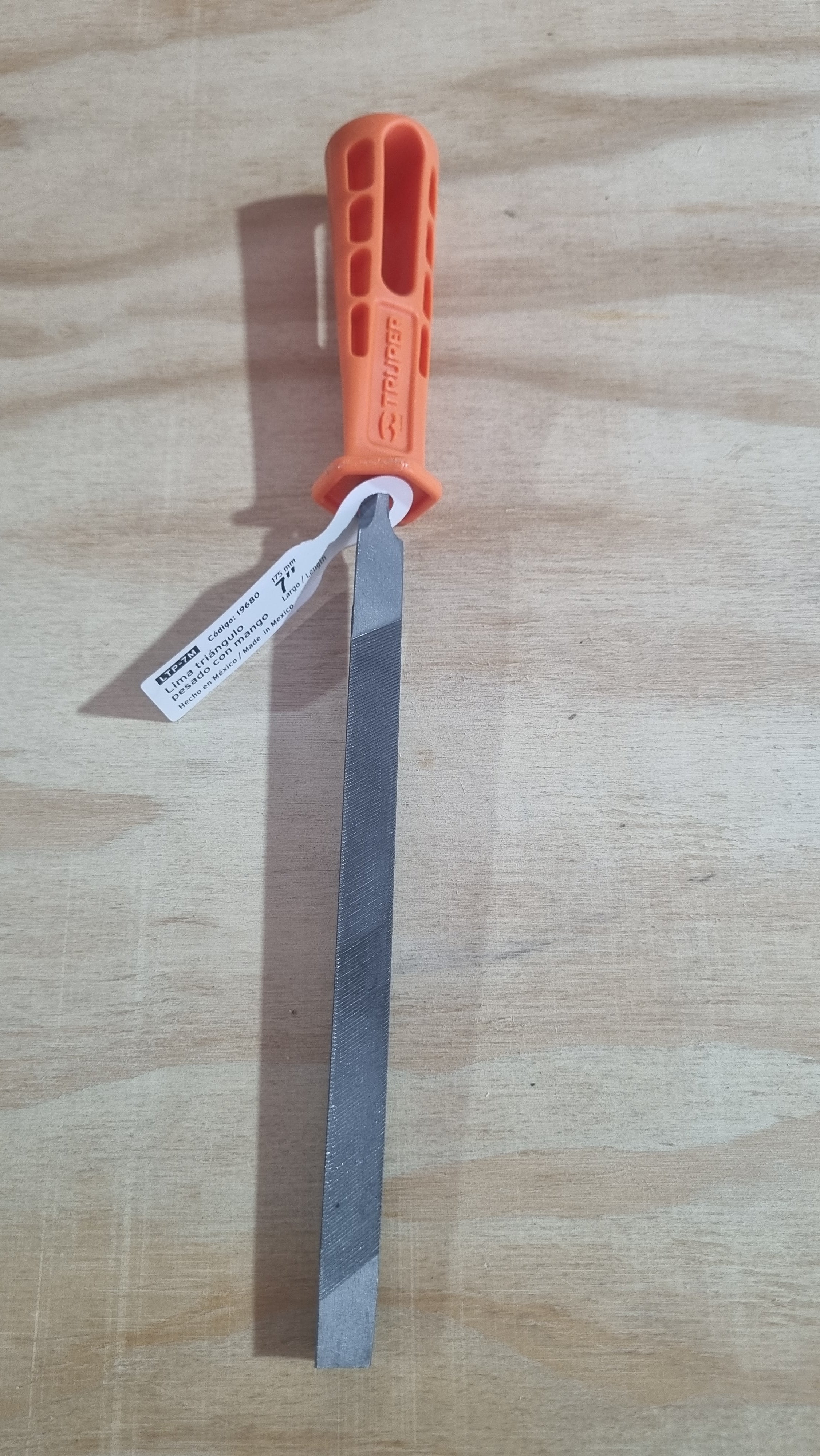 Lima triángulo pesado con mango 7"