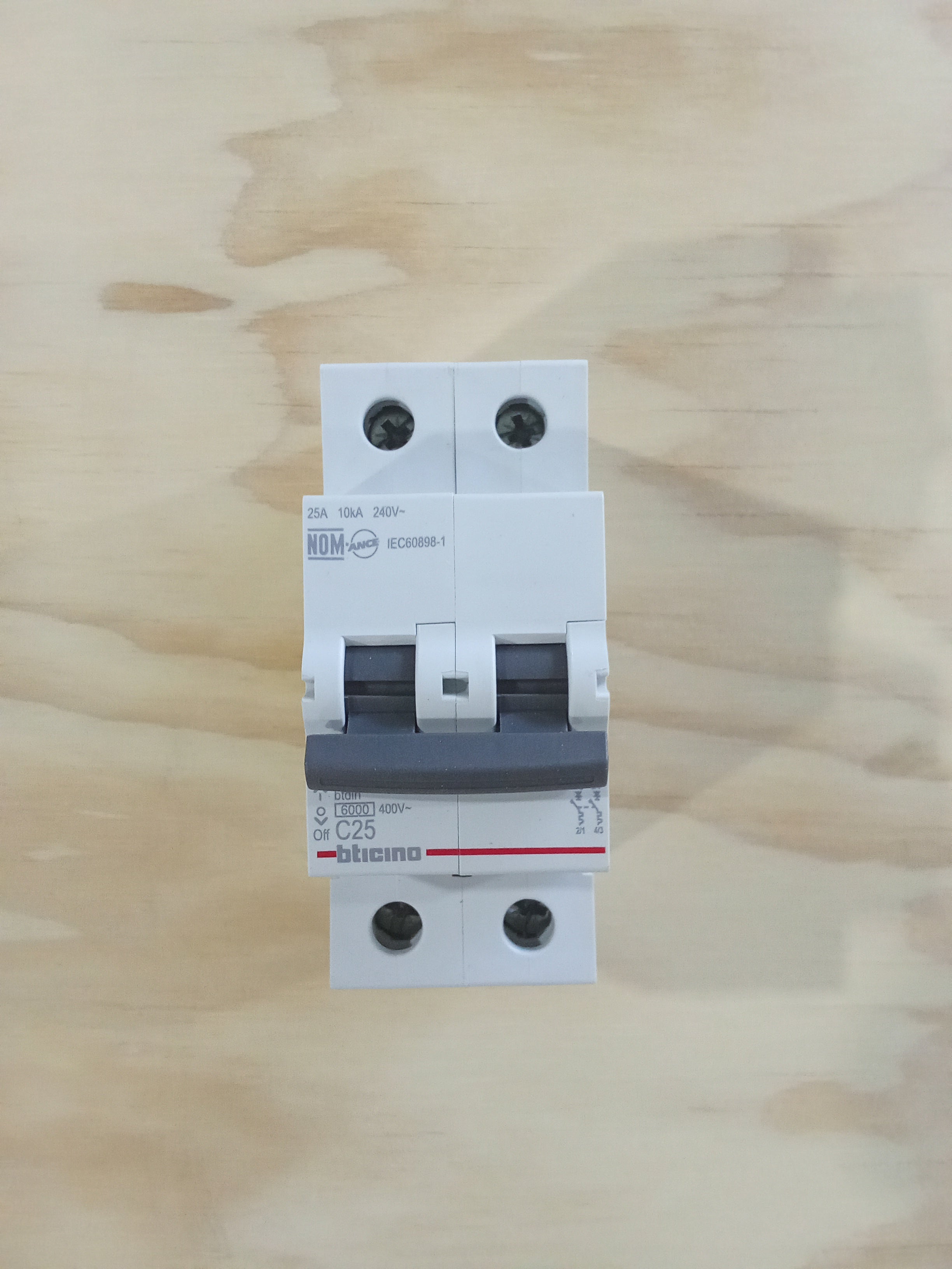 Automático Bipolar 2P 25A-6Ka