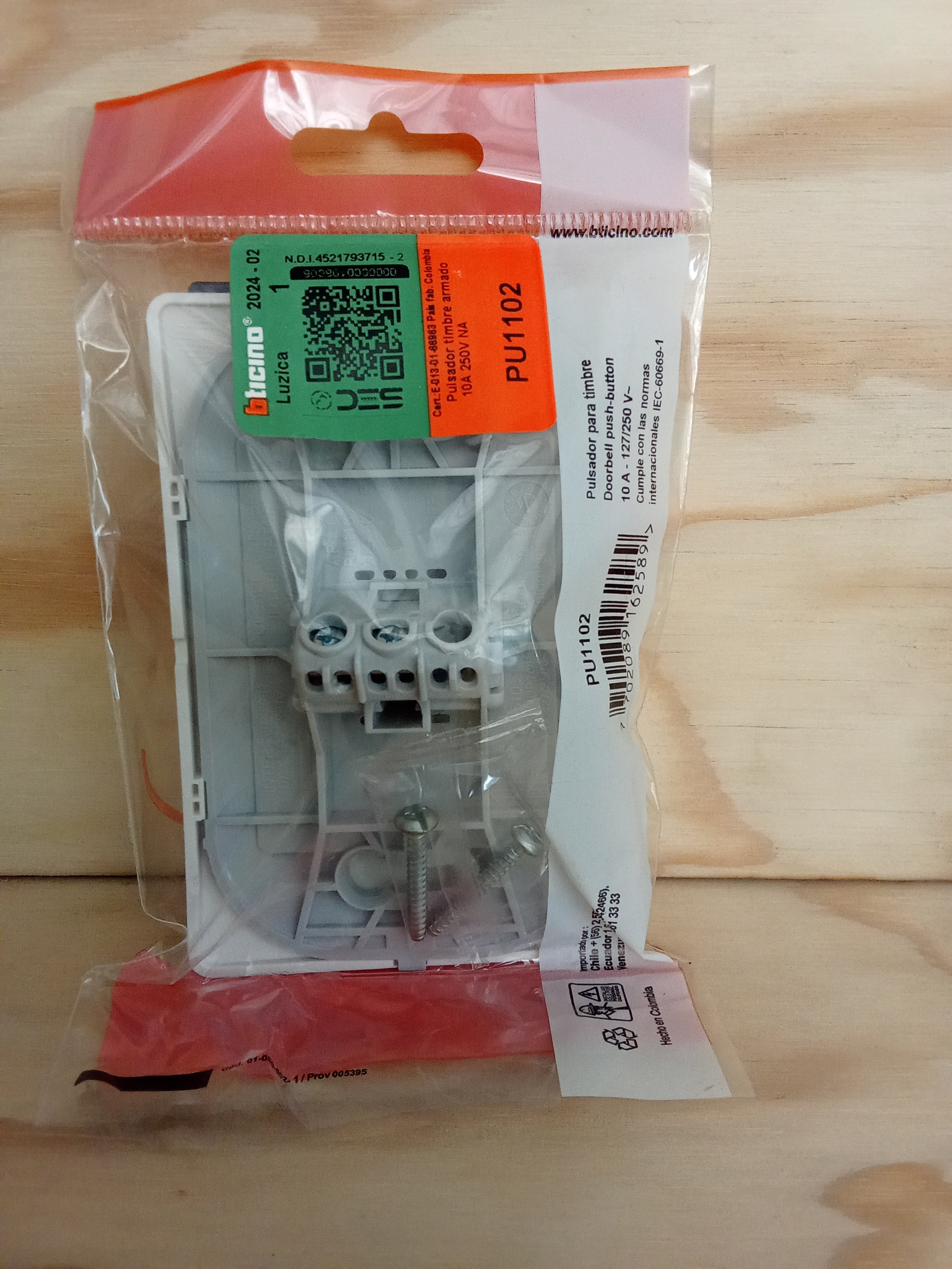 Pulsador Para Timbre - 10A 127/250 V